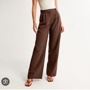 Curve Love A&F Sloane Tailored Wide Leg Pant (size 16/33R)